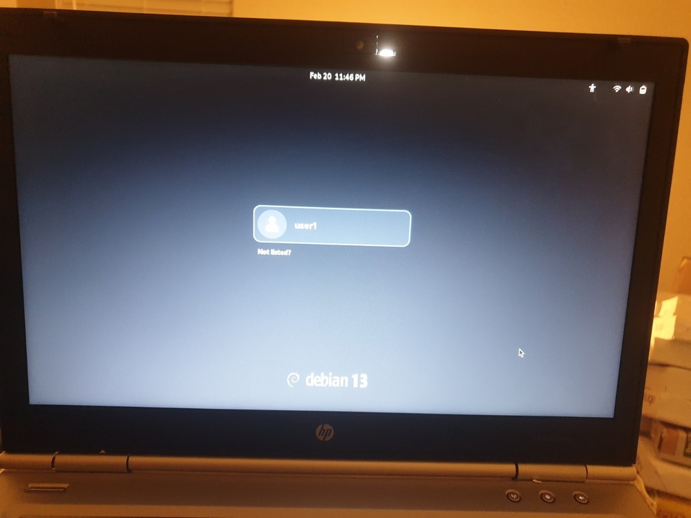 Linux Debian V13.3.0, 64-bit, Bootable Install USB Flash Drive