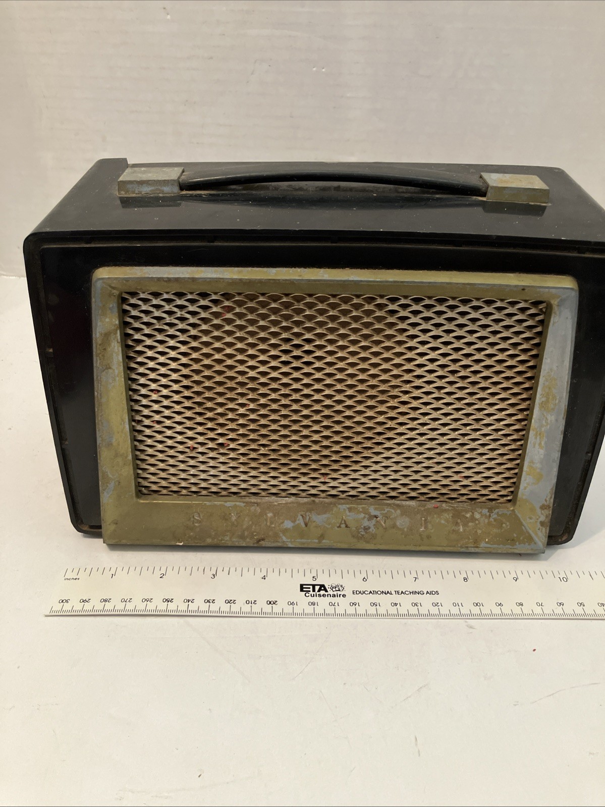 Vintage 1950’s Sylvania Model No. 614 AM Radio Parts And Repair Only