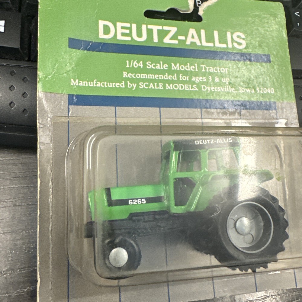 1/64th Scale Deutz-Allis 6265 Model Tractor Die-cast Scale Models