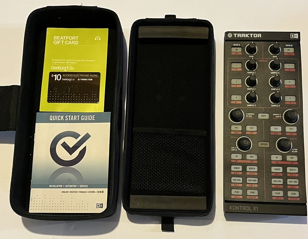 Native Instruments / DJ Controller NI-TRAKTOR-KONTROL-X1 With Carry Case