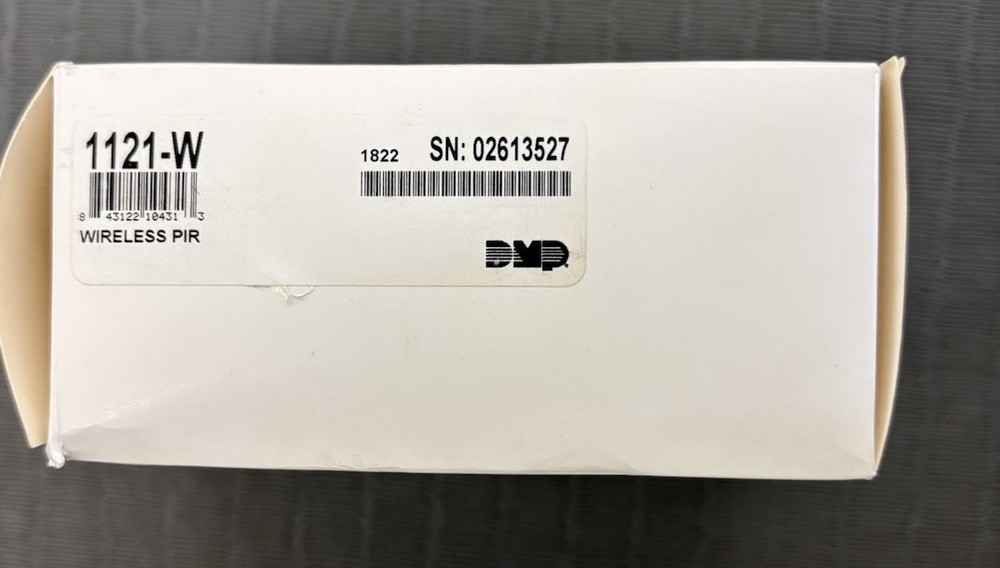 DMP 1121-W Wireless PIR Motion Detector - New - Read