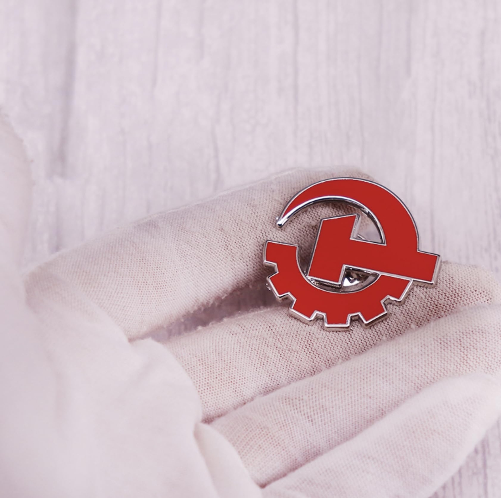 Communist Party USA Logo CPUSA American Hammer Sickle Gear 1.2" Enamel Pin Ba...