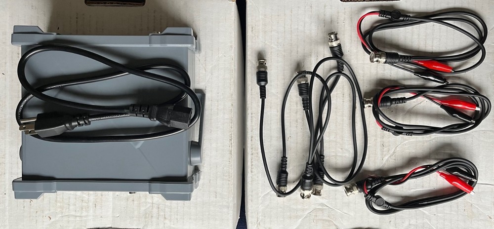 FeelElec 20MHz DDS Function/Arbitrary Waveform Generator (FY8300S-20M)