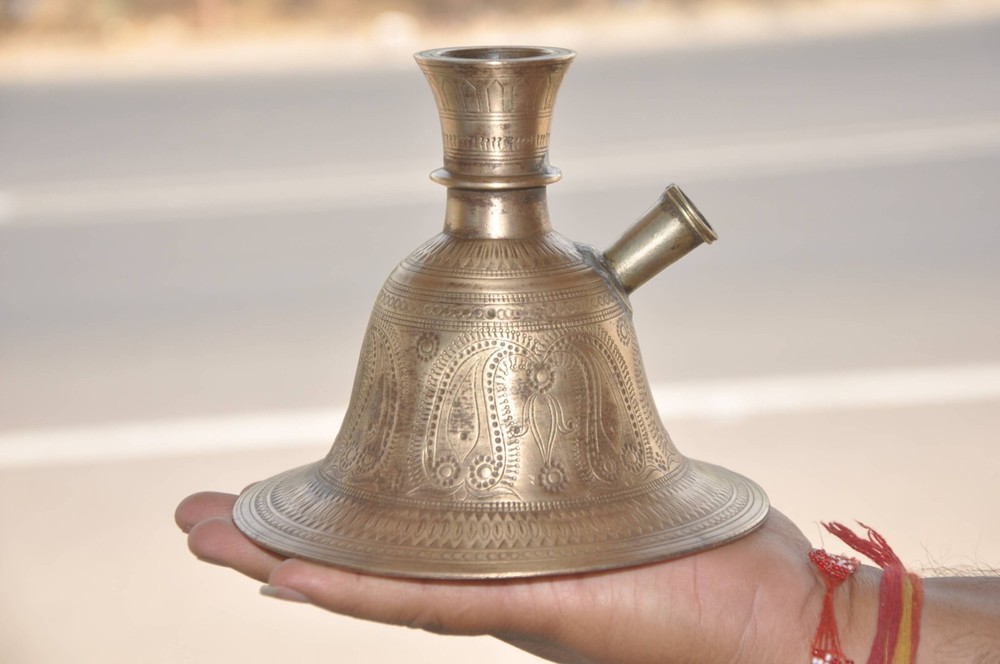 Vintage Solid Unique Shape Brass Handcrafted Inlay Engraved Hukha Base