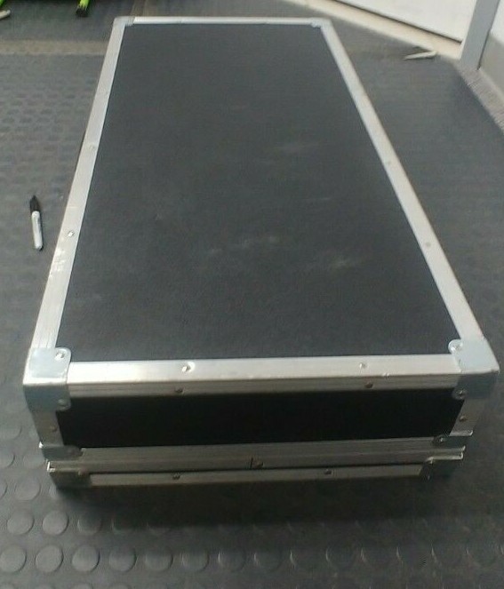 NSI - Leviton MC7524 Lighting controller with road case