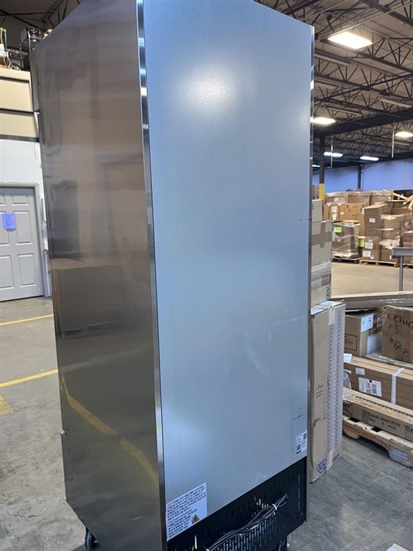 Avantco Freezer