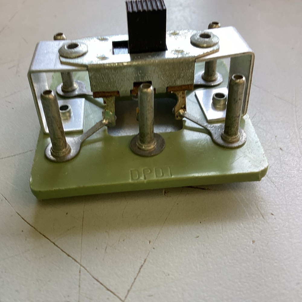 Fifteen AC On/off Manual Switch .