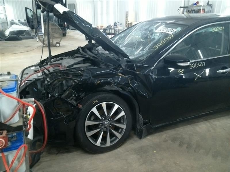 ALTIMA 2017 High Mounted Stop Light 104658355