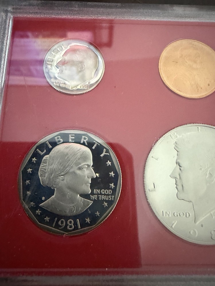 The 1981 United States Mint Proof Set Type 2