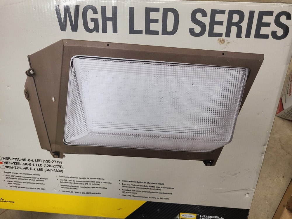 Hubbell LED Wall Pack Light Fixture (Flood Light)
