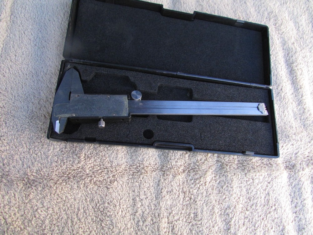 CEN-TECH DIGITAL CALIPER MICROMETER