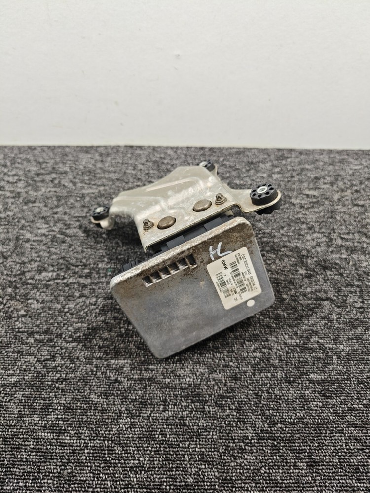 BMW 5 SERIES G30 G31 ABS PUMP CONTROL MODULE 6893764