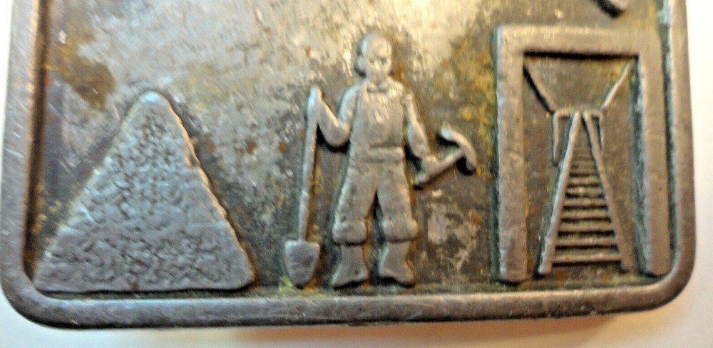 I-Dig-Coal Belt Buckle Mining Vintage
