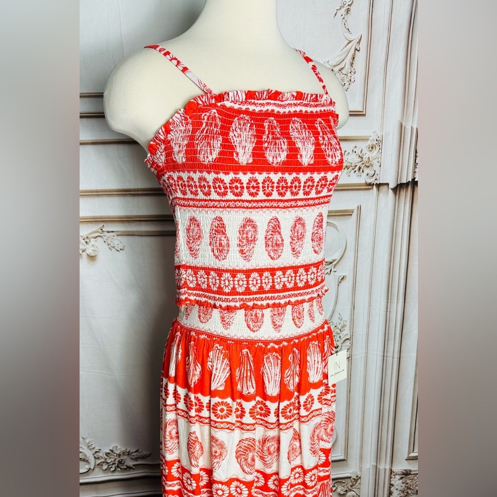 Two Set Red and White Shell-Print Top & Skirt