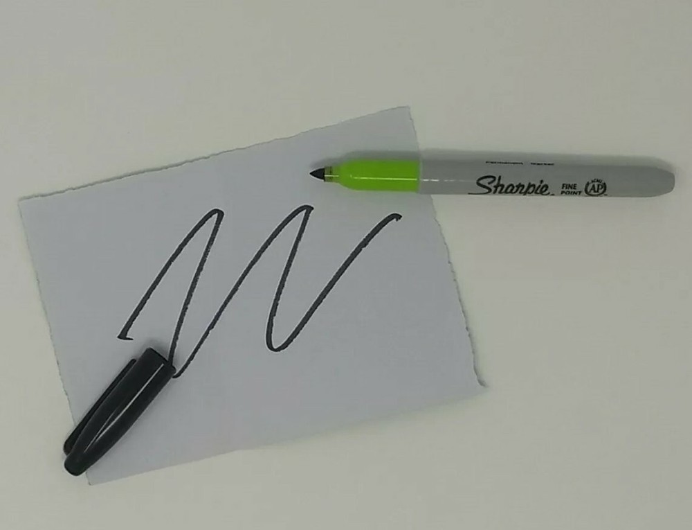 30ct Sharpie Marker Lot: Factory Assembly Errors/ Overstock/ Random Ink Colors
