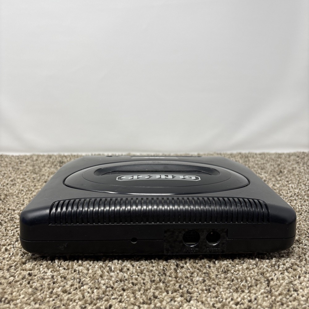 Sega Genesis Model 2 Console System Bundle Cords OEM Controller Tested