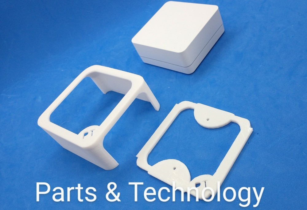 Caseta Lutron Smart Bridge Wall Mount Assembly.