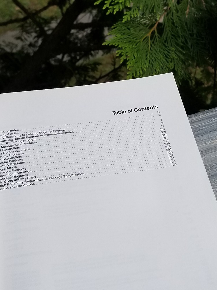 VINTAGE ELECTRONICS BOOK DATA 1983 WESTERN DIGITAL COMPONENTS HANDBOOK