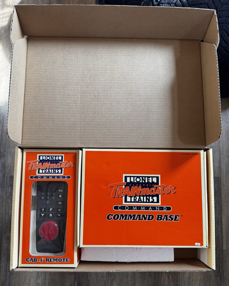 Lionel 6-12969 TrainMaster Command Control TMCC Set CAB-1 & Base w/box