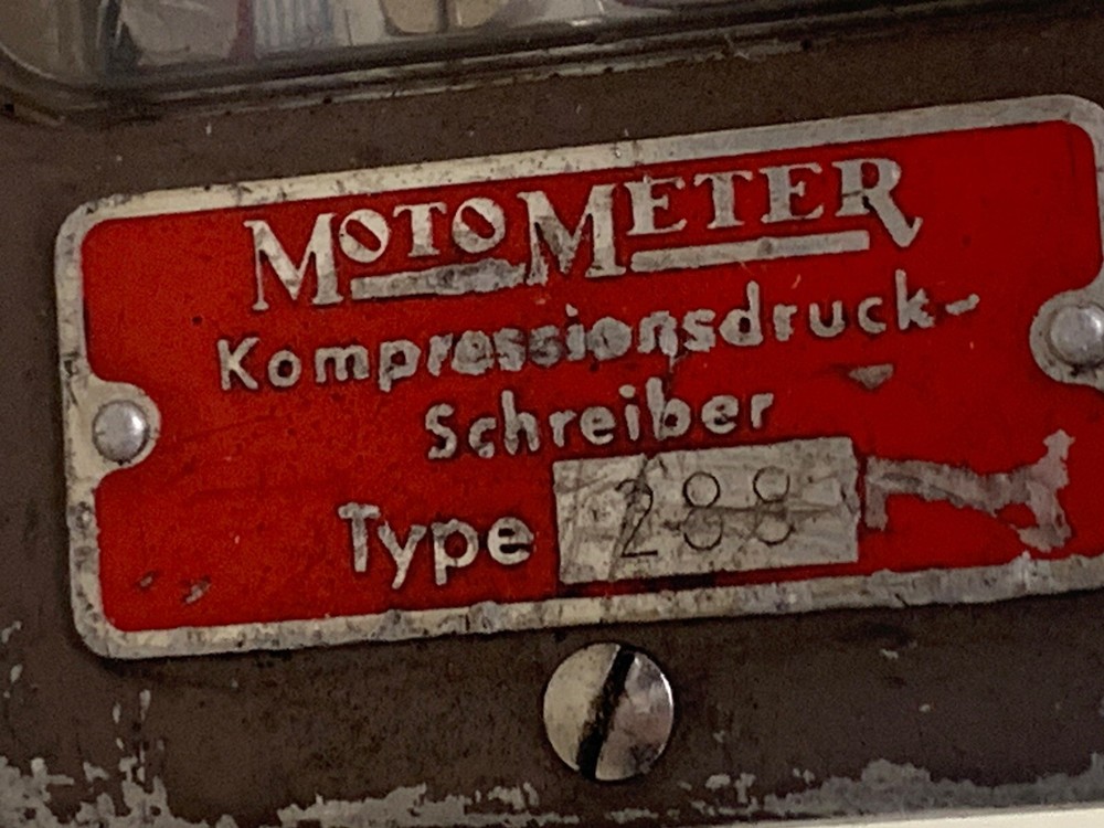 Vintage MOTO-METER COMPRESSION GAUGE | Mechanic Engine Compression 02