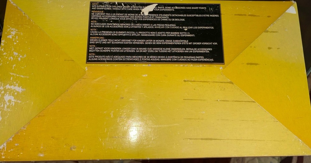 Vintage MICRO-SCIENCE MEGA SCREEN MICROSCOPE 62 PCS 1998-Used/Powers On