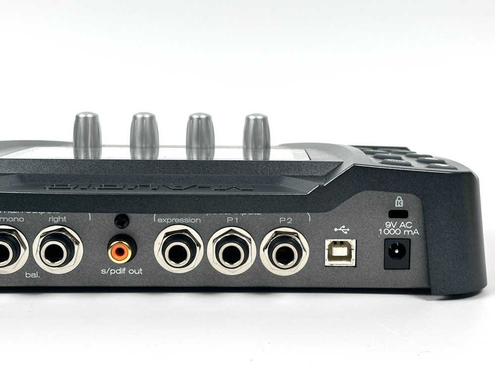M-Audio Black Box Reloaded Guitar Performance Recording Multi-Effect W/ Box