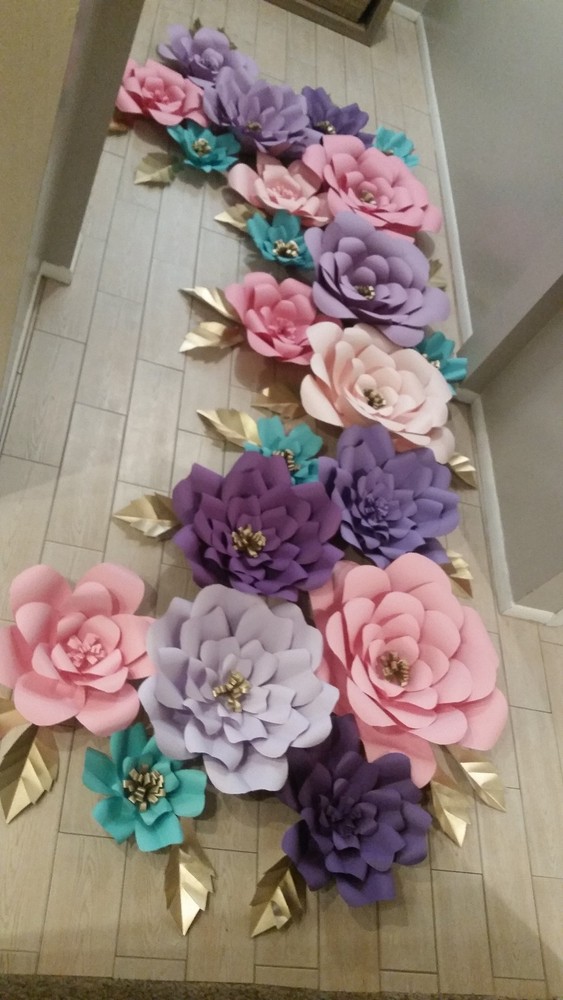 7 LARGE Paper flowers wall Decor!!♡♡ unicorn