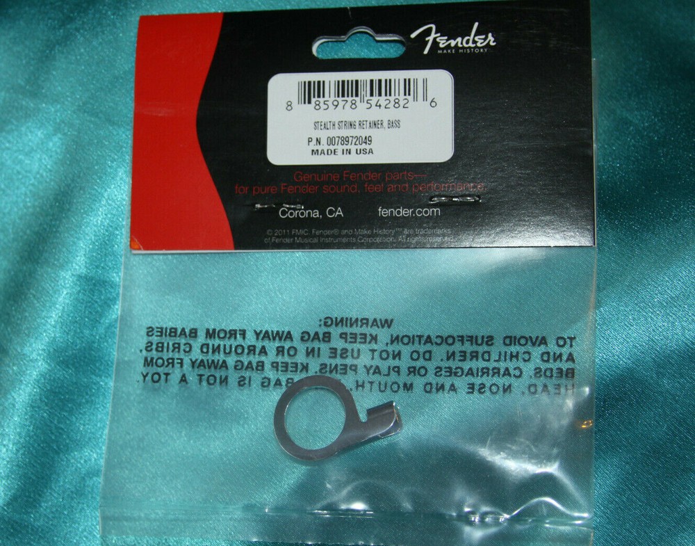 Fender Stealth P/J Bass String Retainer, Chrome, Reduces String Buzz, 0078972049