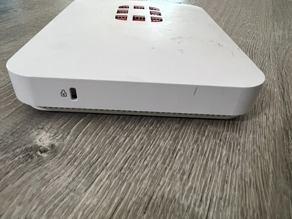 Firewall Fortinet Fortigate FG-30D Network Security Appliance