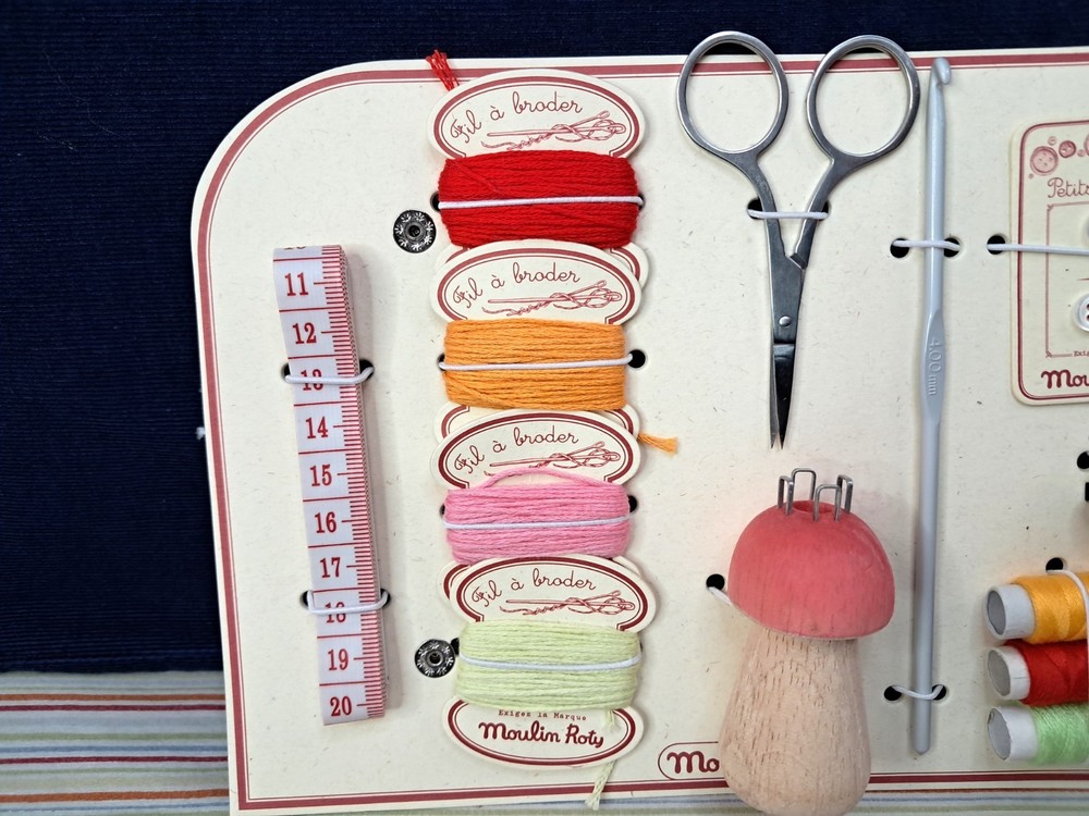 Moulin Roty Sewing Tools Kit Crochet Hook Sewing Thread Scissors Thimble ++