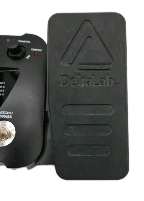 DeltaLab DGFX1 Guitar Multi Effects Pedal.