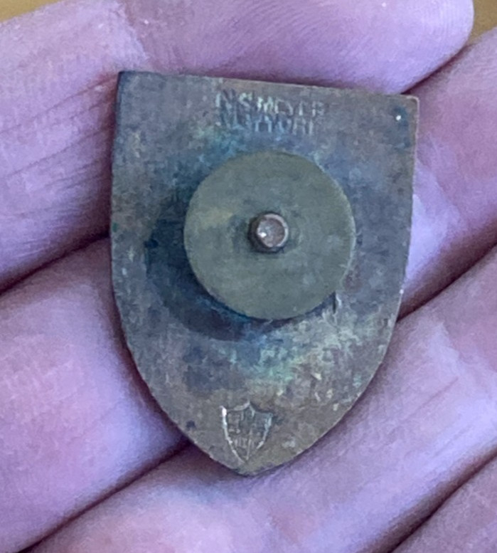 WWII 35 Infantry Screwback Stud Pin Button