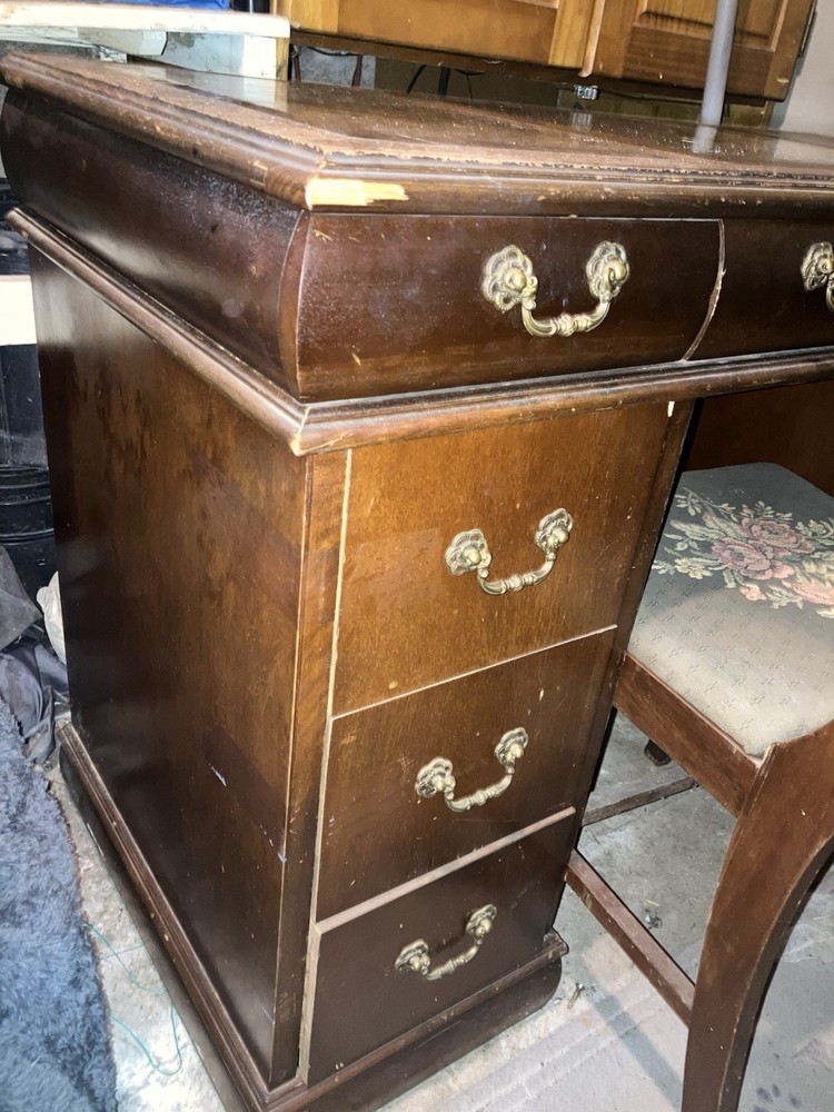 Executive Desk Vintage Age