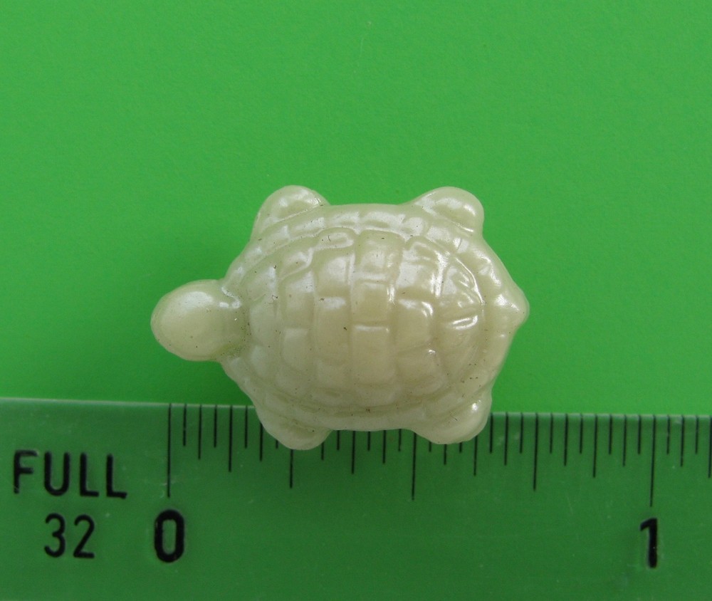 Three Realistic Turtle Buttons Vintage Celluloid Buttons Two Sizes Lot A
