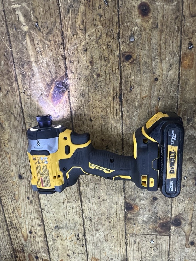 dewalt dcf 860b impact driver kit