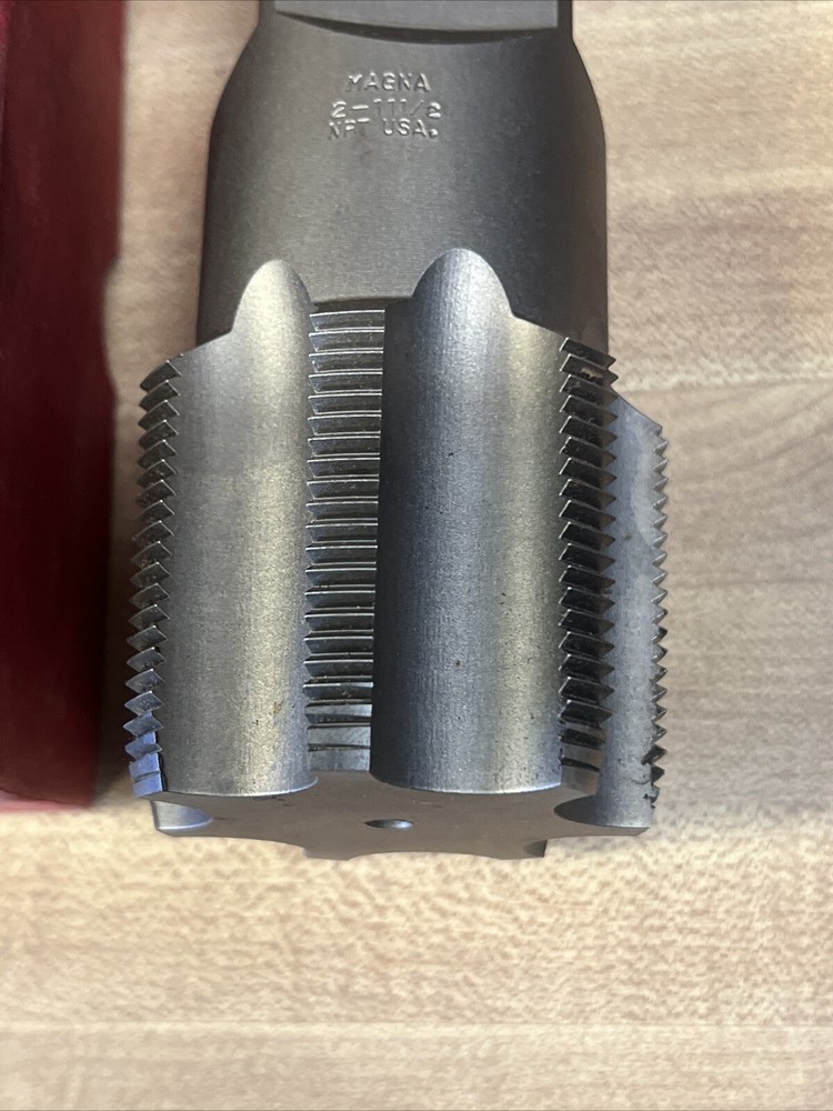 Magna 2 - 11 1/2 NPT Pipe Tap Threader