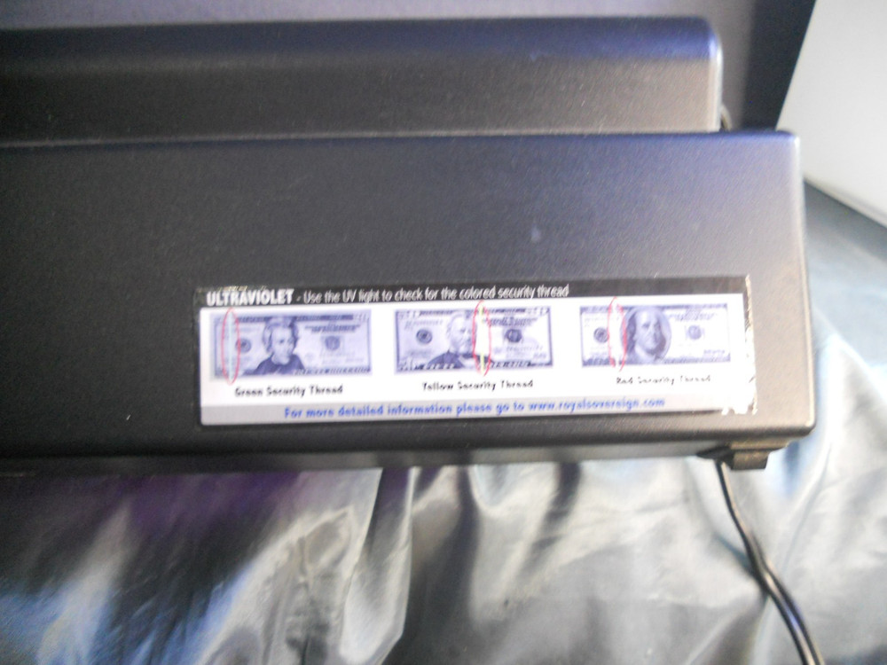 Royal Sovereign Countertop Counterfeit Detector RCD-1000