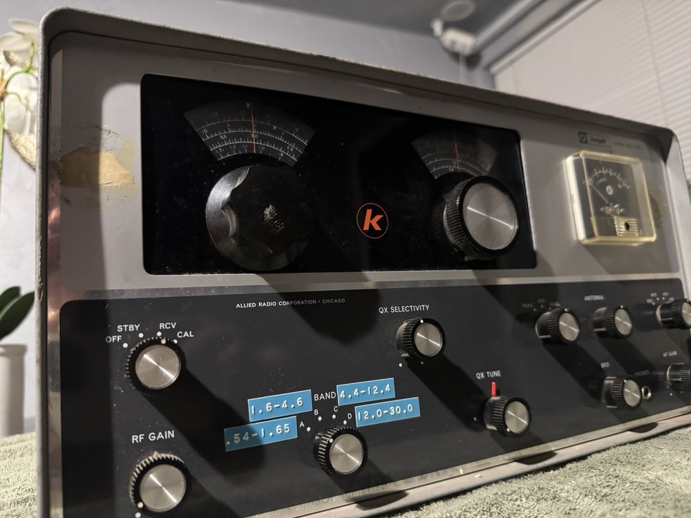 Knight R100A R-100A Receiver ( TURN ON GOOD)