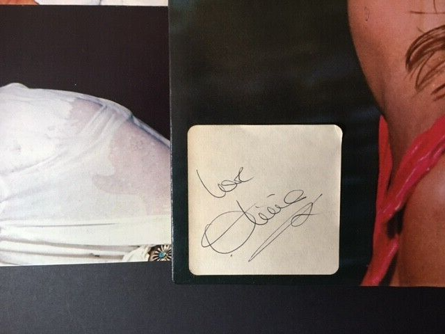 SIGNED OLIVIA NEWTON-JOHN US LP PHYSICAL L@@K