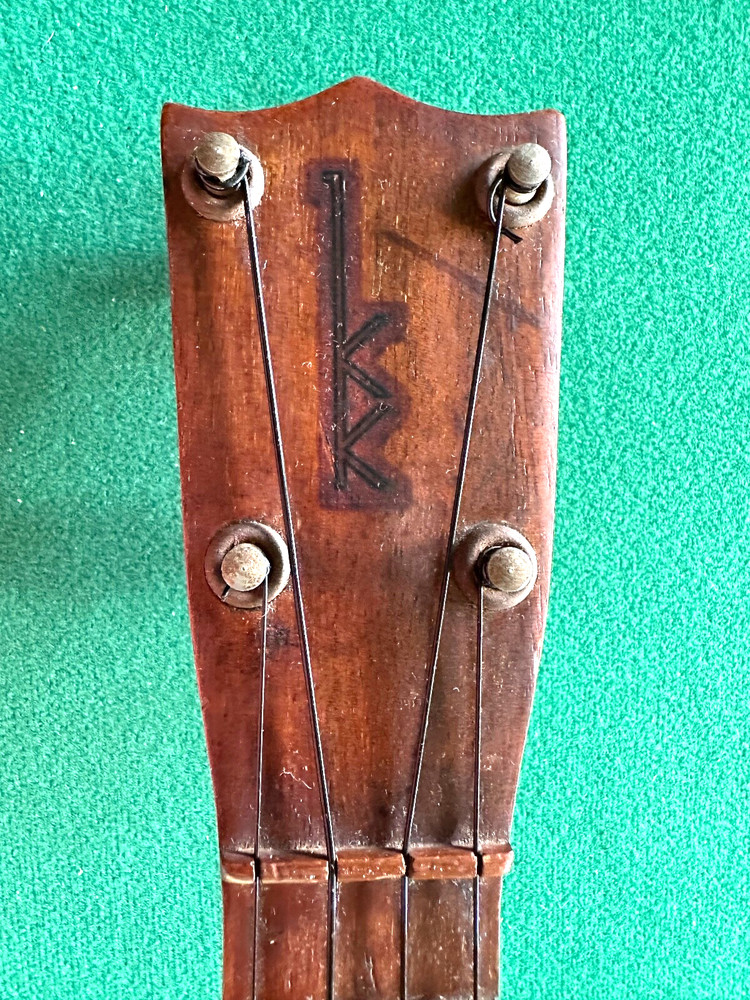KAMAKA Soprano Ukulele Gold Label - Vintage