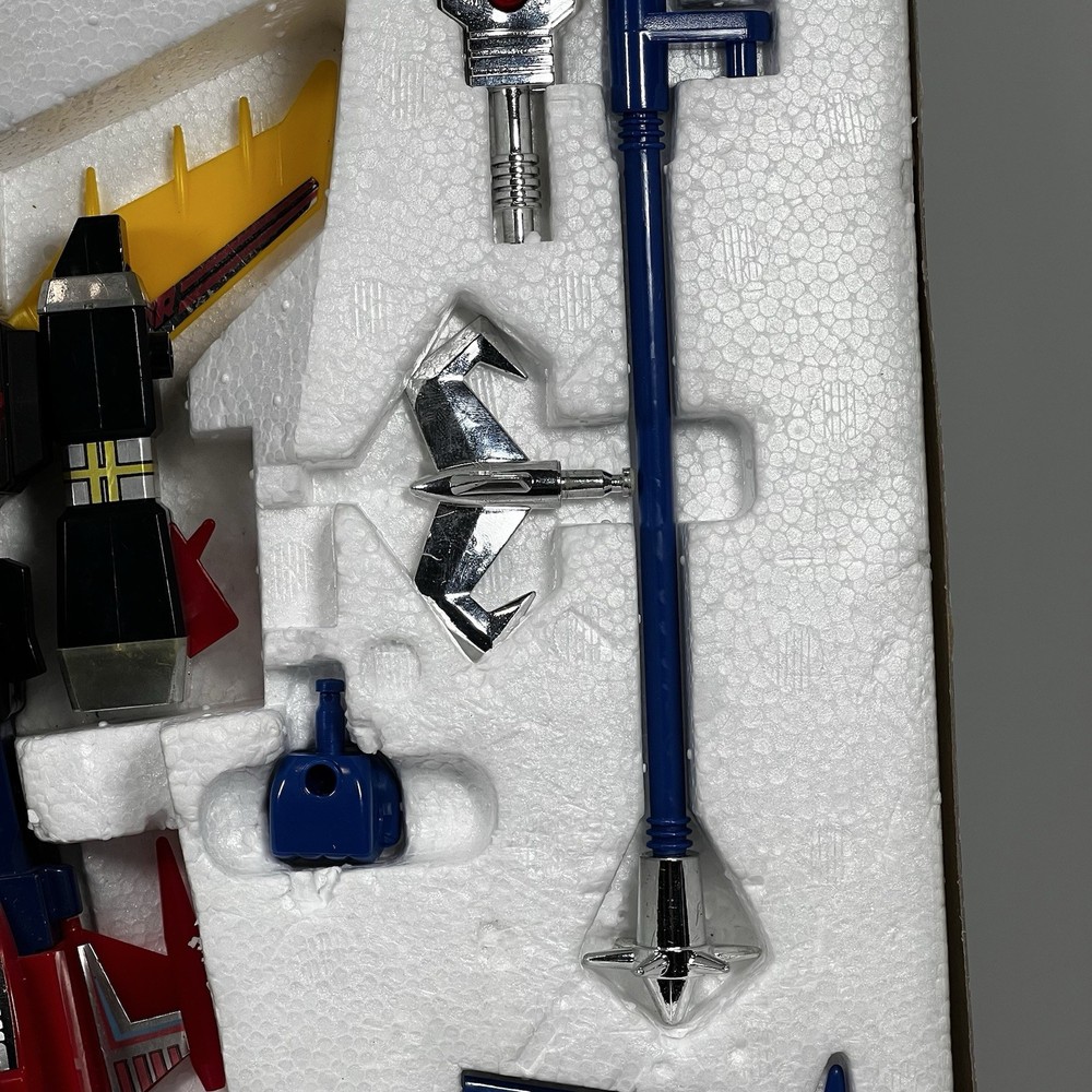 Unrivaled Robot Tryder G7 Hawk Eagle Cosmic Beagle Clover Japan