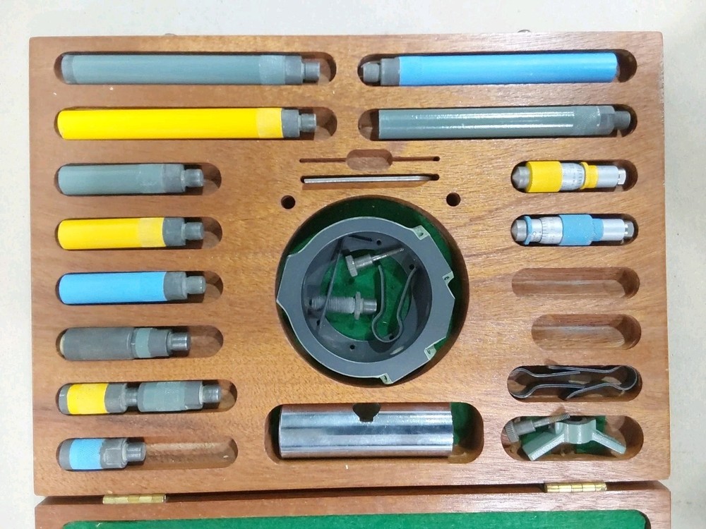 Keuffel & Esser Co. Adjustable Target Set for Small Bores -Missing pieces