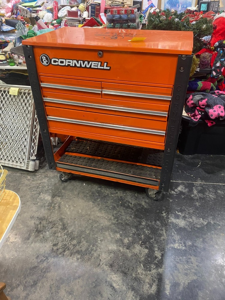 Orange Large Cornwell tool box amazing condition