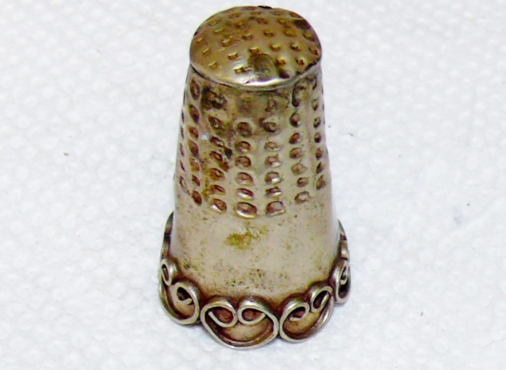 Antique Sterling Silver 925 Thimble Mexico Applied Scroll Scalloped 2.75 Grams