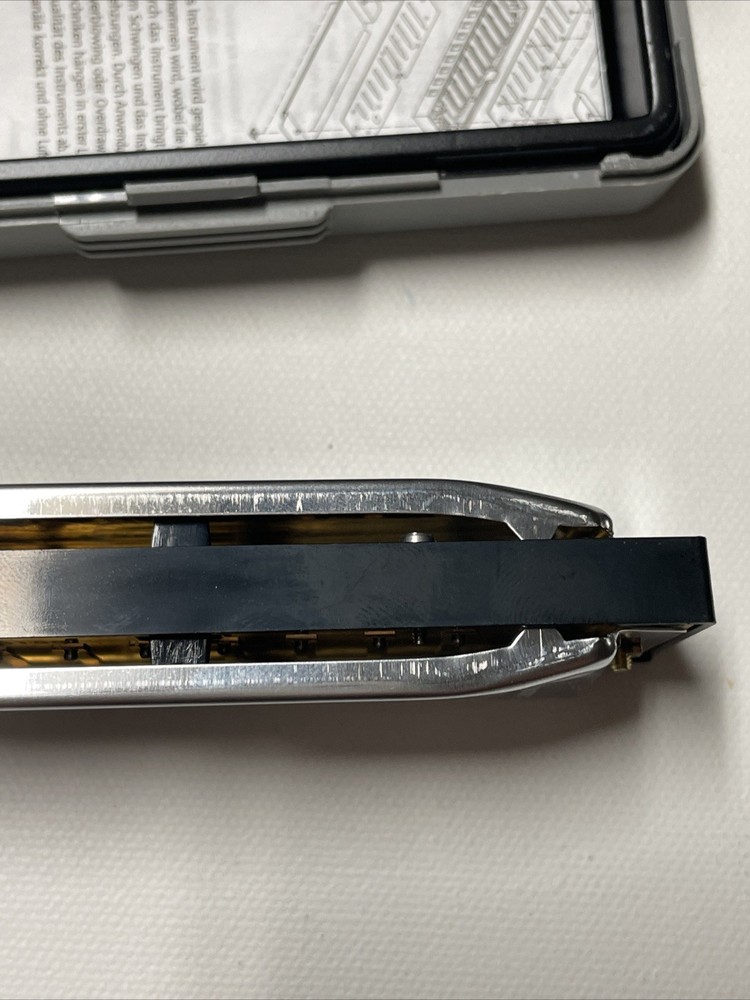 Hohner Special 20 Harmonica With Case L1