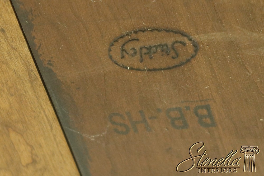 LF53262: STICKLEY Queen Anne Cherry Dining Room Extension Table