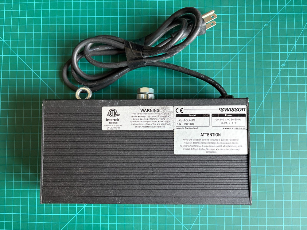 Swisson XSR-5B-US DMX / RDM Optical Isolator Splitter & Booster, 5-pin