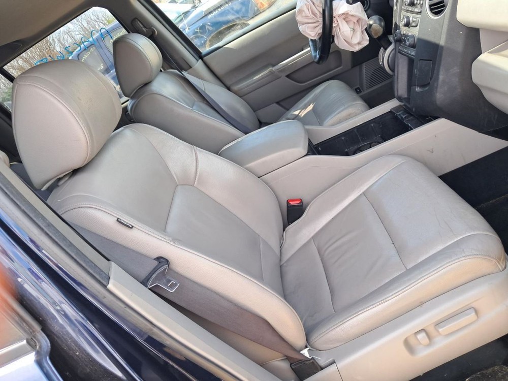 PILOT 2013 Glove Box 5022428