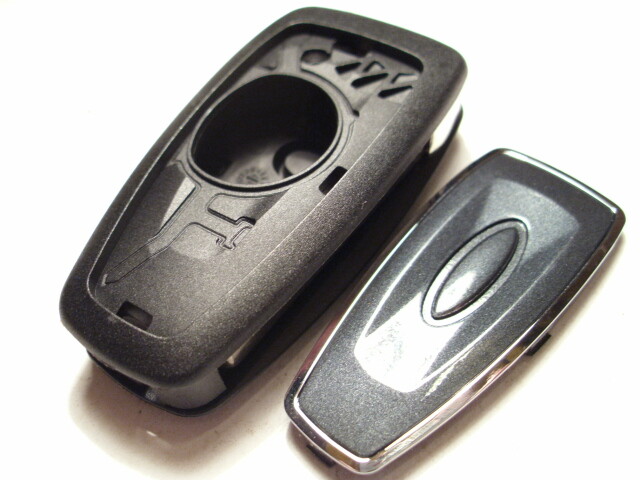 NEW FORD TRANSIT CUSTOM, TRANSIT & CONNECT REPLACEMENT 3 BUTTON KEY CASE/BLADE