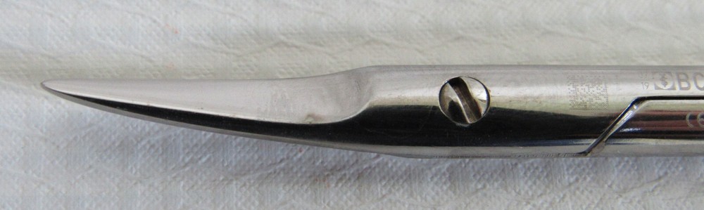 Aesculap BC901R Supercut Delicate Wave Cut Curved Scissors 4-1/4" Sharp /Sharp